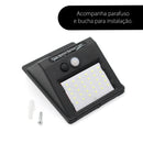 Luminária solar com 30 LEDs e sensor de presença.