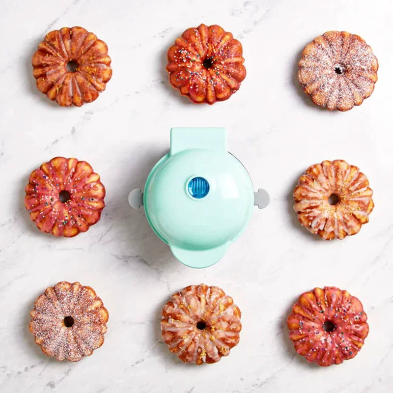 Mini Máquina Elétrica de Bolo e Doces Bundt Waffle com Superfície Antiaderente Fácil de Usar e Lavar