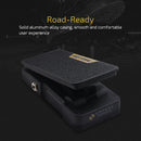 Pedal HOTONE Ammero Press 2 em 1 com controle passivo de volume e expressão (EXP) e entradas externas para outros dispositivos musicais.