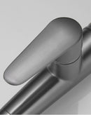 Torneira de cozinha retrátil cinza-arma, torneira de pia de água quente e fria, giratória, preta e branca, 60 cm