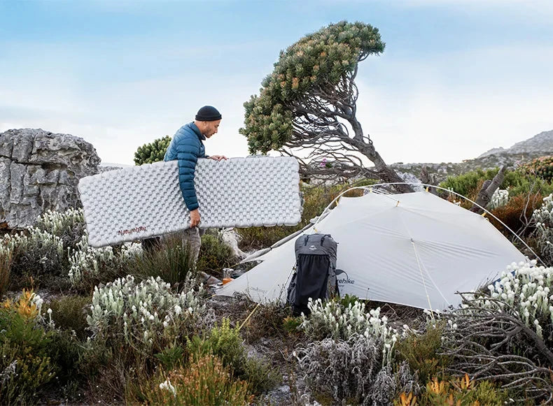 Naturehike Colchão inflável para acampamento 3.2/5.8 R Value Ultraleve para acampamento ao ar livre Colchão portátil dobrável para dormir