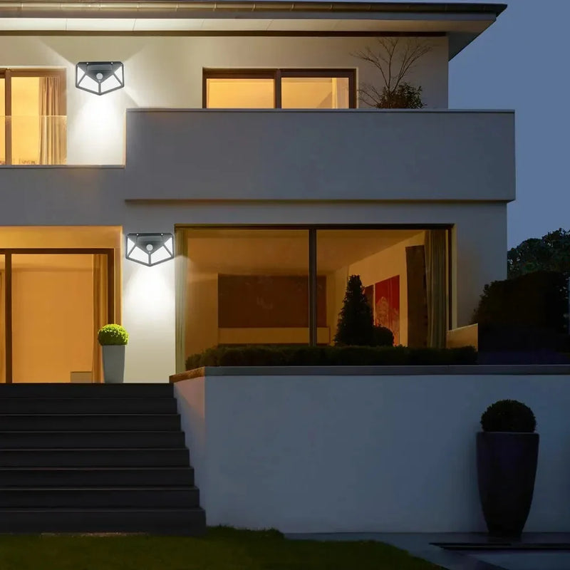 Luminária Solar com 3 Modos e 4 Lados, com Sensor de Presença