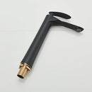 SHBSHAIMY Torneira de pia de banheiro quadrada moderna com núcleo de latão, torneira de água quente e fria, modelo alto/baixo, dourada, montada no deck