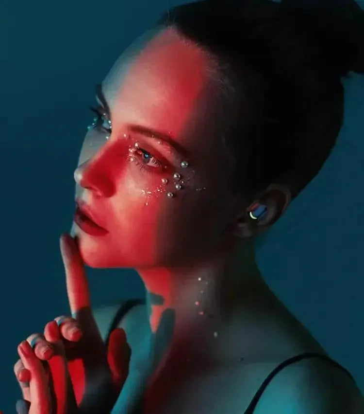 Fones de ouvido sem fio E10 Tws V5.1 Bluetooth com tecnologia touch para esportes e bateria externa, compatíveis com smartphones.