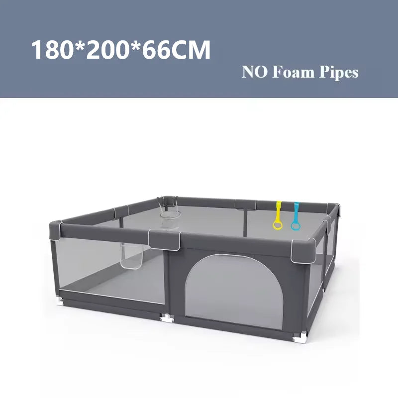 Cercado infantil IMBABY para uso interno, com barreira de segurança, piscina seca e área de recreação para crianças.