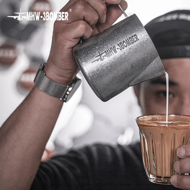 Jarra para vaporização de leite rosa MHW-3BOMBER, 500/600ml, jarra para arte em latte, aço inoxidável, xícara de expresso, utensílios para vaporização de leite