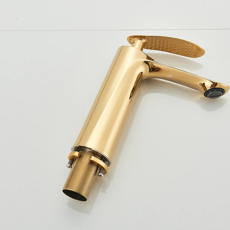 SHBSHAIMY Torneira de pia de banheiro quadrada moderna com núcleo de latão, torneira de água quente e fria, modelo alto/baixo, dourada, montada no deck