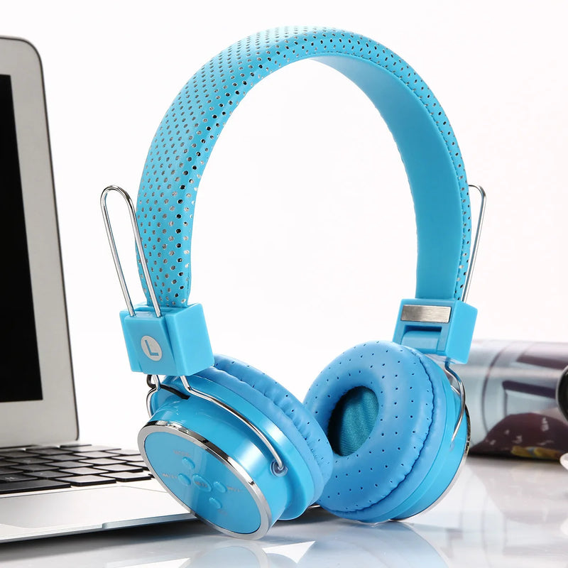 Fones de ouvido Bluetooth de carregamento sem fio Fones de ouvido estéreo 3D elegantes adequados para jogo, iPad Phone e PC