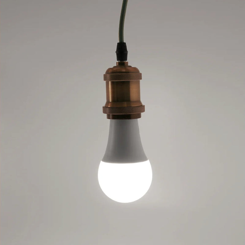 Kit com 10 lâmpadas LED 12W E 15W soquete E27 bivolt cor branca fria